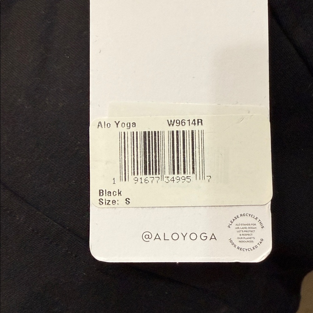 ALO YOGA | ✨NEW✨ Softsculpt Bra Tank in Black - Picture 5 of 5